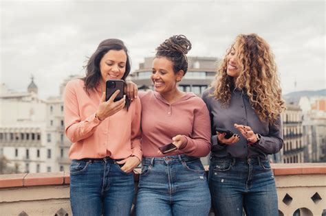 Elevate your self-service assistants with new generative AI options in