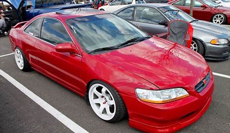 Red Honda Accord coupe - BenLevy.com