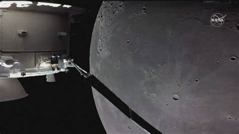 Nasas Orion Spacecraft Returns Pictures Of The Moon Cbcca