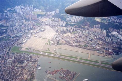 A Incrível Chegada Em Curva Do Aeroporto Kai Tak De Hong Kong Em Fotos