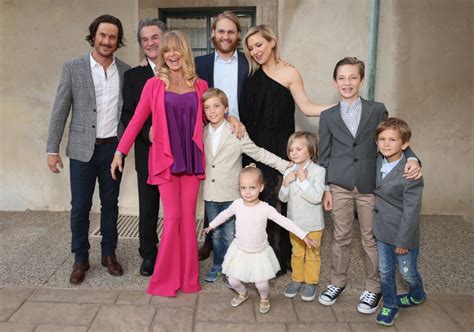 Goldie Hawn And Kurt Russell Spend Day With Kate Hudson's Daughter Rani