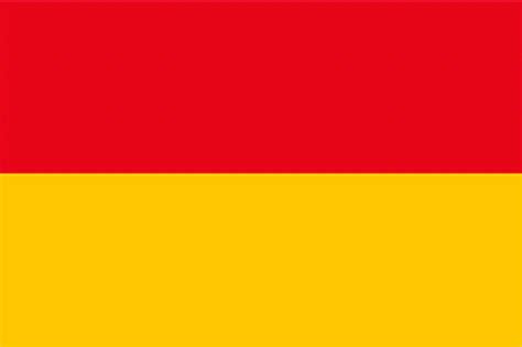 Bandera De Cuenca Ecuador Historia Significado E Imágenes 2024 Elyex