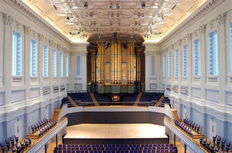 Located on the first floor of the hotel, corner room restaurant invites guests to an unforgettable dining experience in its airy. About Town Hall Birmingham - THSH