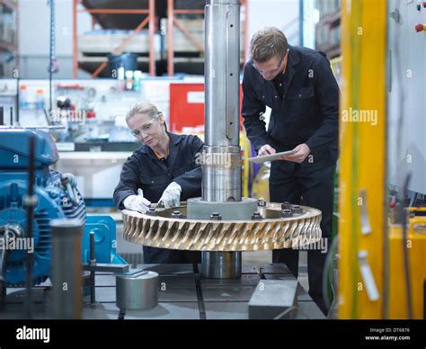 Precision Engineers Hi Res Stock Photography And Images Alamy