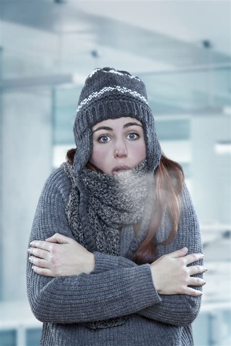 It happens when they spend too much time in cold temperatures, or when cats with poor health or circulation are exposed to cold. These Are The Cold And Flu Symptoms To Watch Out For In 2016