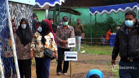 Daftar dtks.kemensos.go.id supaya bisa memperoleh bantuan dari pemerintah ternyata tidak sulit. Peluang Dapat BST 2021 Rp 300 Ribu, Cek Pakai NIK atau KIS ...