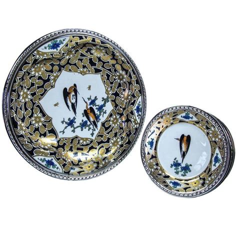 Samson 19th Century Porcelain Serving Dish And Four Dessert Plates
