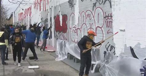 Nypd Enlists Volunteers For Citywide Graffiti Cleanup Initiative Cbs
