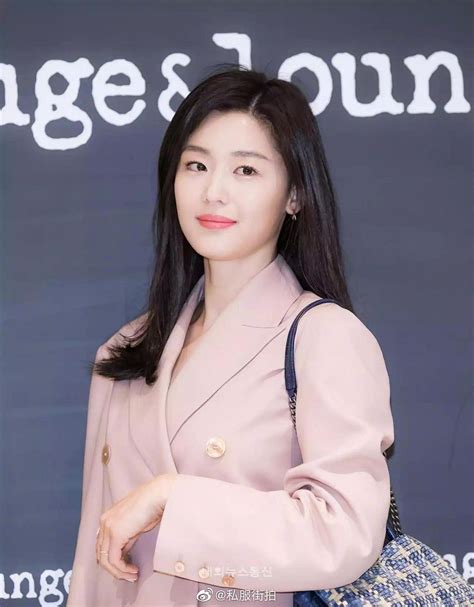 Jeon Ji Hyun Is Pink Chic At The Rouge Et Lounge Event In Seoul A