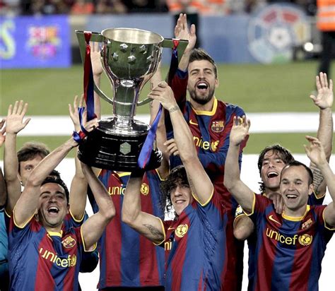 El Barcelona Recibe La Copa De Campeón De Liga Ecodiarioes