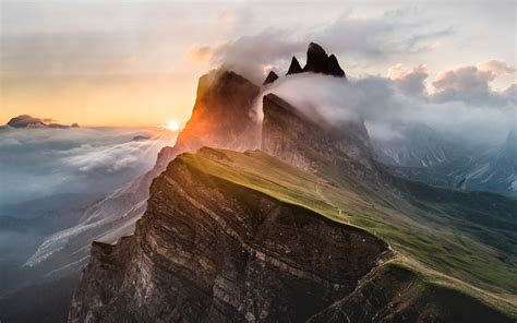 Download 3840x2400 Wallpaper Dolomites Mountains Clouds
