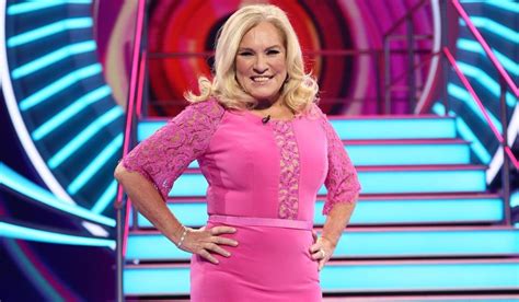 She was born in 1950s, in baby boomers generation. Teresa Guilherme reage ao ser confrontada com acusações de ...