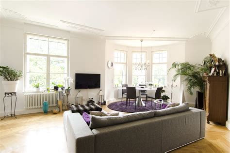 48 bis 109 m² 1.090 bis 930 €. Repräsentative 2-Zimmer-Wohnung mit moderner Ausstattung ...