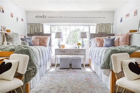 the 10 best college dorm room rugs to transform your space