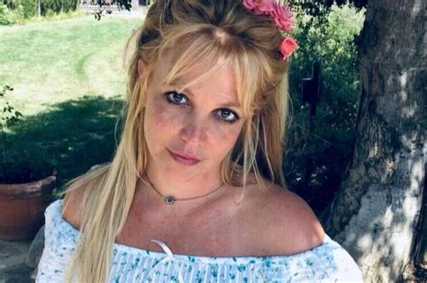 Britney Spears Hits Out At Sister Jamie Lynn And Calls Online Feud Tacky Daily Star