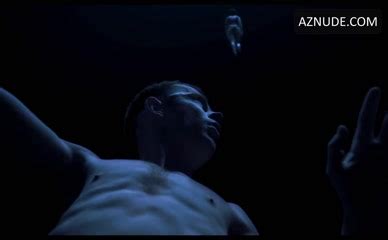 Adam Pearson Penis Sexy Scene In Under The Skin Aznude Men