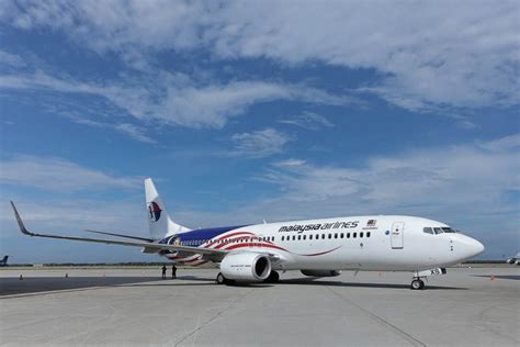 Page 1/4 next page 1 2 3 4. Malaysia Airlines' new livery takes to the skies - Economy ...
