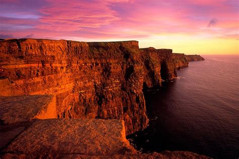 Excursion Cliffs Of Moher Aran Islands And The Burren Tour From Galway