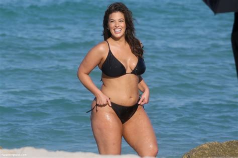 Ashley Graham Ashley Graham Nude Onlyfans Leaks The Fappening