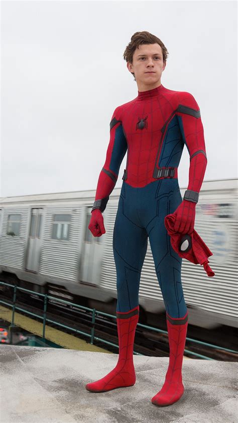 Tom Holland Spider Man Homecoming Wallpaper