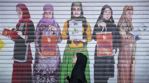 The Hijab In Iran Did Bringing It Back Help Feminism