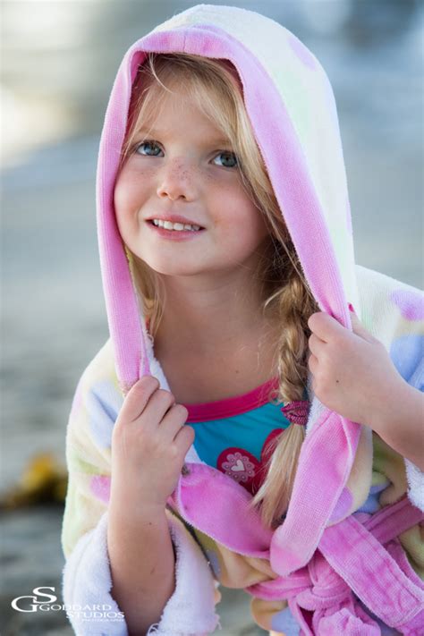 Laguna Beach Children Photographer Anna Goddard