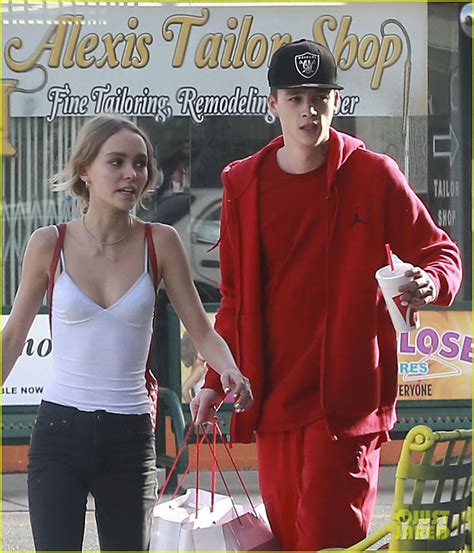 Lily Rose Depp Boyfriend Ash Stymest Shop Around In La Photo