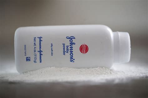 J J Jnj Unsealed Emails Show How It Shaped Report On Talc S Links To Cancer Bloomberg