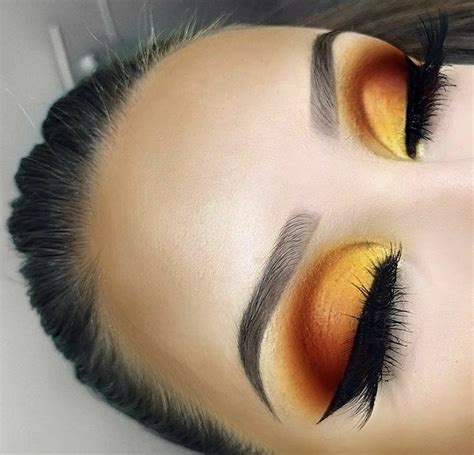Lista 94 Foto Maquillaje De Ojos Naranja Y Amarillo Alta Definición