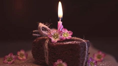 15 Ucapan Selamat Ulang Tahun Singkat tapi Bermakna | PosKata