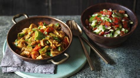 Lower heat to low add chicken stock, spices, zest and lime juice. Low-fat chicken curry recipe - BBC Food