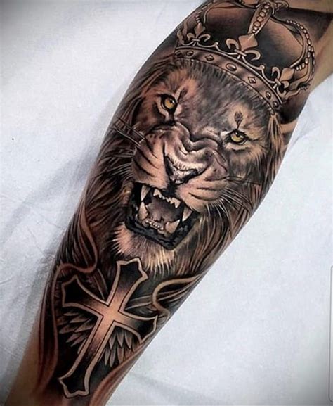 15+ lion with crown tattoo ideas and designs. lion tattoo with crown 08.12.2019 №004 -tattoo crown ...
