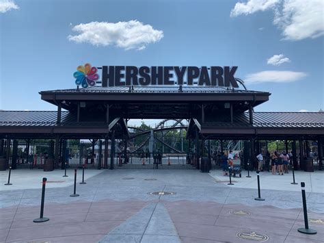 the entrances of hersheypark the amusement parkives