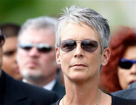 Jamie lee curtis short hairstyles. How to Style Hair Like Jamie Lee Curtis | Jamie lee curtis ...