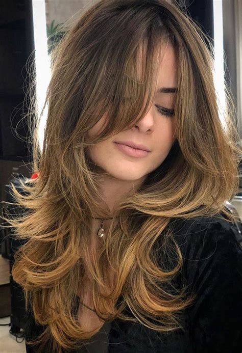 Top Layered Hair With Curtain Bangs