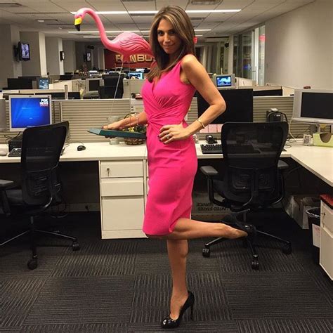 Nicole Petallides #funflamingofriday #fff | Hot dress, Lovely legs, Style
