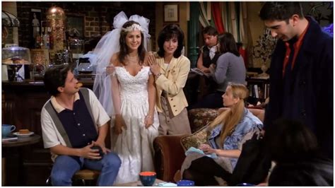 Friends 26 Years After The First Episode Aired Heres Looking Back
