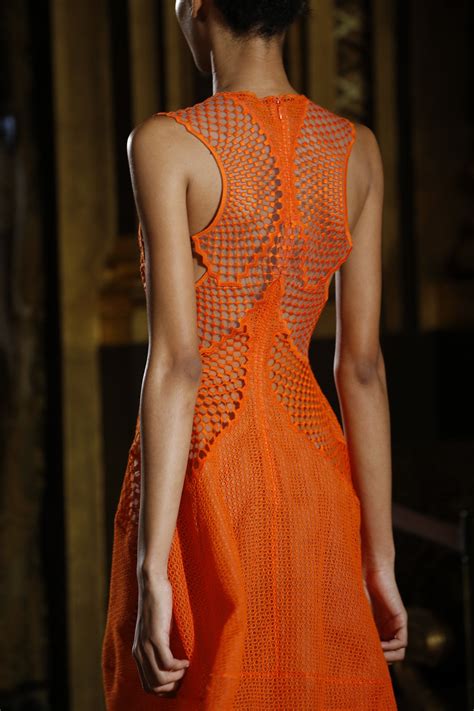 Stella Mccartney Spring 2016 Ready To Wear Fashion Show Orange