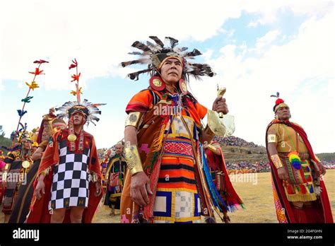 Inti Raymi Fiesta Del Sol Sacerdote Fotografías E Imágenes De Alta