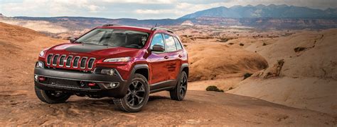 Want A New Cuv Check Out The Jeep Cherokee And Dodge Journey