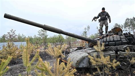 Ukraine War Is The Tank Doomed Bbc News