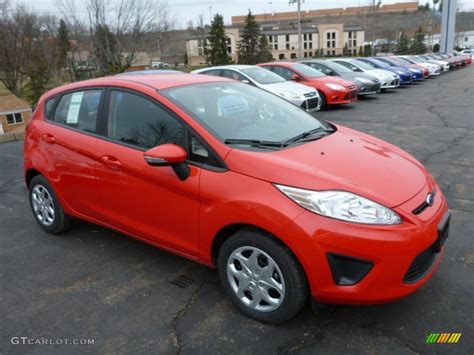 2013 Race Red Ford Fiesta Se Hatchback 78763929 Car