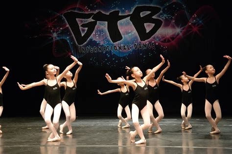 Dance Competition Etiquette for Competitors and Parents | Taneo Dance Academy