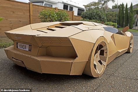 Lamborghini Made Of Cardboard Sells For 10000 After Being Made By A