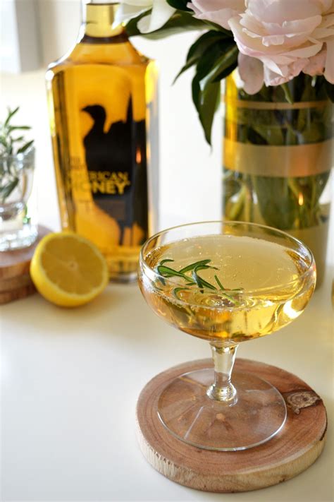 Wild turkey american honey is an exceptionally smooth 71 proof (35.5% alcohol) liqueur blended with pure honey and real wild turkey bourbon whiskey. Honey Bourbon Fizz: 1 oz Wild Turkey American Honey, lemon ...