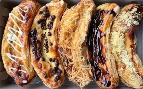 Tenang bunda, ada banyak resep olahan pisangyang tidak biasa yang bisa bunda coba di dapur. Aneka Makanan Olahan Lezat Berbahan Dasar Pisang - Blog Unik