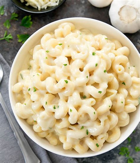 Macaroni and cheese is one of those classic comfort foods. Garlic Parmesan Macaroni and Cheese - Kirbie's Cravings