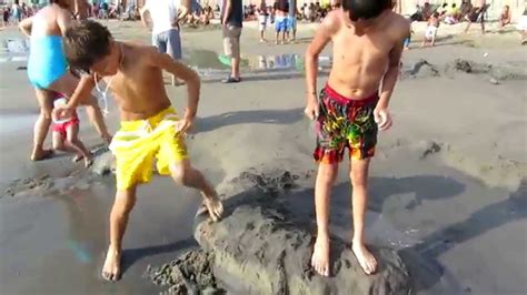 Ni Os En La Playa Youtube