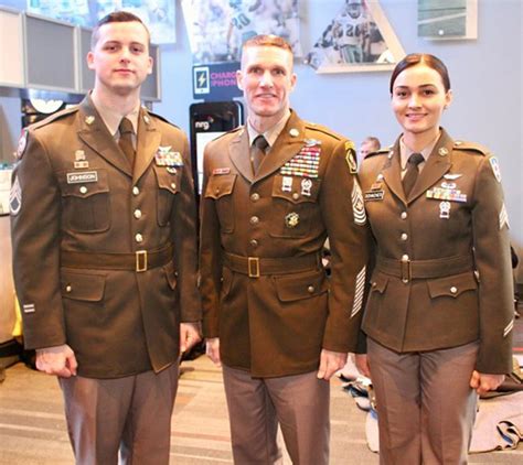 The Us Armys New Retro Maga Uniform Blog