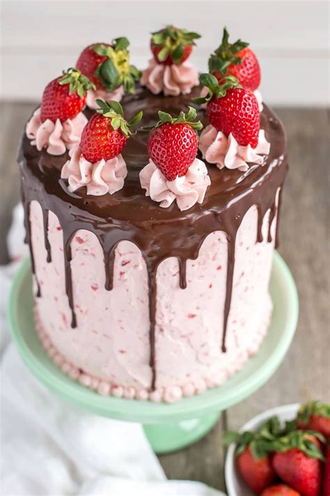 chocolate strawberry cake drip cakes fraise au chocolat gateau anniversaire chocolat